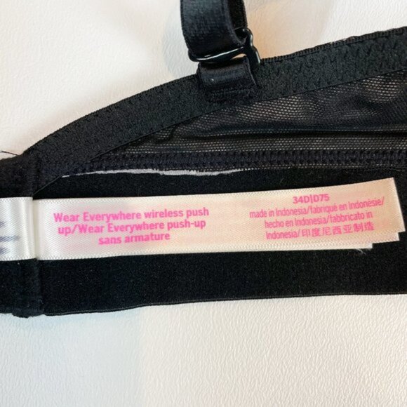 NWOT Victoria's Secret PINK Bra 34D Wear Everywhere Wireless Push Up Floral Logo - Picture 7 of 8